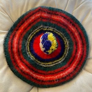 Royal Stewart tam.  All wool.  Made is Scotland